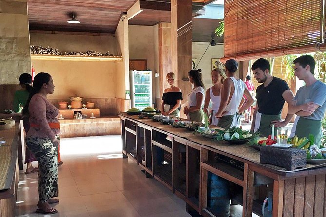 Balinese Cooking class with traditional morning market visit - The cooking workshop: from starters to dessert