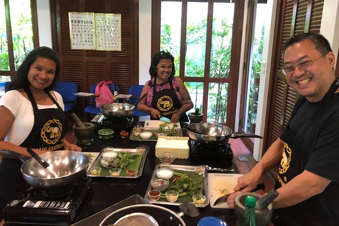 Blue Elephant Thai Cooking Class with Market Tour in Phuket - A Morning in Phuket Town: Market Tour and Thai Herbal Drinks