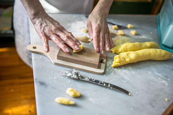 Cesarine: Market Tour & Cooking Class at Local's Home in Milan - Who Should Book This Cooking Class in Milan?