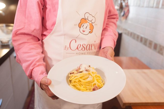 Cesarine: Market Tour & Typical Dining at a Local's Home in Rome - Who hosts are to you: the family-home dining difference