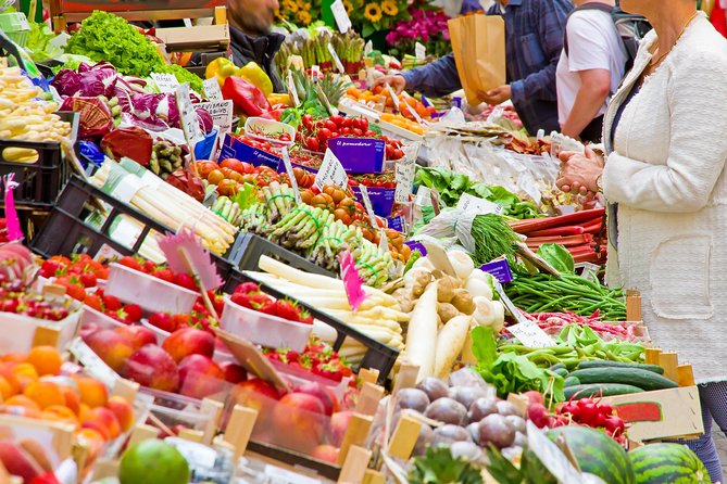 Cesarine: Small Group Market tour and Cooking class in Verona - What you’ll do, in plain terms