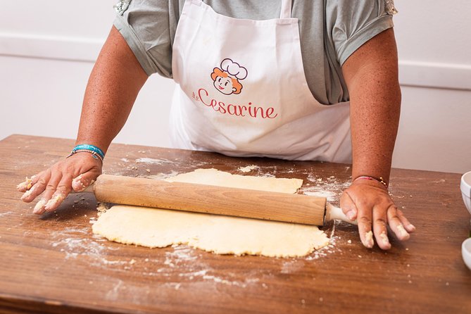 Cesarine: Small Group Market Tour & Cooking Class in Catania - Where you start at 10:00 and how to not waste time