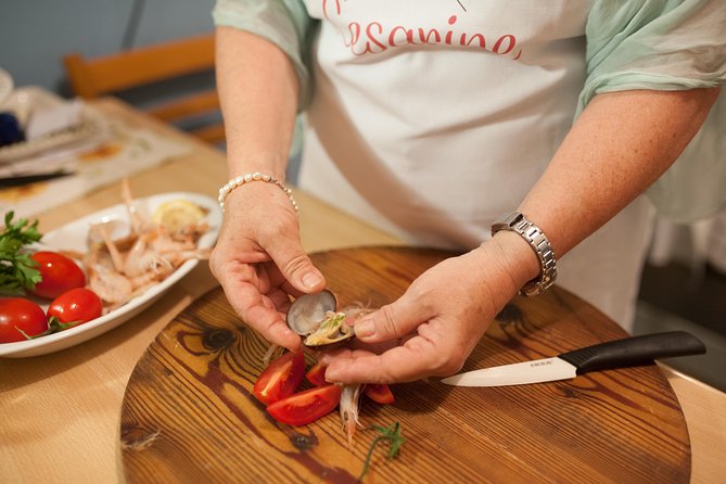 Cesarine: Small Group Market Tour & Cooking Class in Naples - Key things that make this Naples food experience worth your time