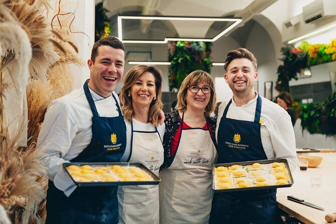 Dolce Vita by Day Market Tour & Pasta Making Class - Fresh pasta making with Ileana: two pastas and sauces that feel doable