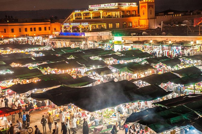Evening Marrakech: Gastronomic and Market Tour Inside the Medina - Djemaa el-Fna at Peak Hour: Stories, Sights, and Your First Bites