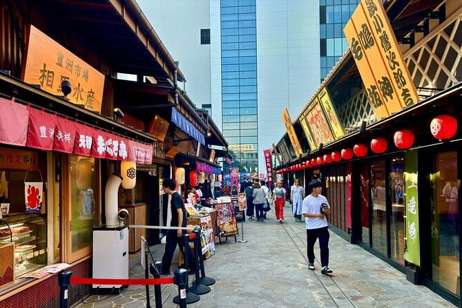 Fish Market & Tokyo Skyline Private Walking Tour - Aqua City Odaiba and the Statue of Liberty replica