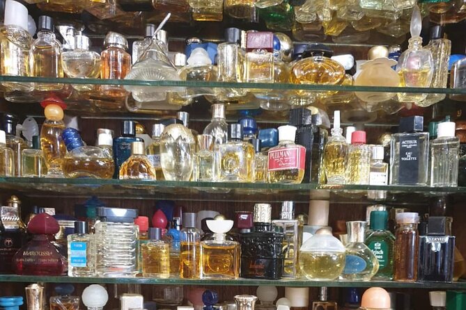 Flea Market Secrets near Montmartre: A Paris Hunt for Treasures - Logistics That Actually Matter on the Ground
