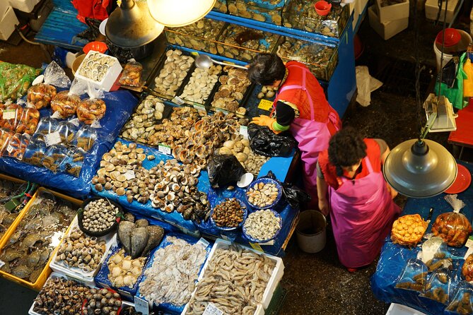 Korean Market Adventure with Chef Yie - Noryangjin Fish market - Crab is extra: how to handle the add-on without turning it stressful