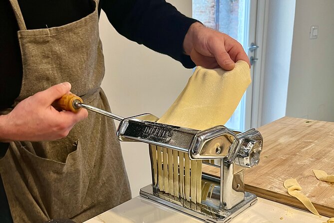 Market Tour and Cooking Class with a Local Venetian Chef - The menu you’ll make: pasta or gnocchi, plus Venetian tiramisù