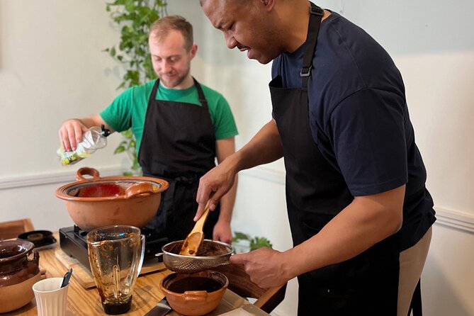 Medellín Market Tour, Cooking Class and 3-course Mexican Feast - Drinks and the meal: how it becomes a full experience