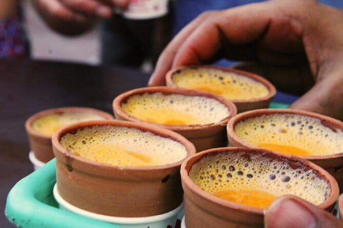 Old Delhi Street Food and Spice Market Tour - Start in Connaught Place, then head for Chandni Chowk