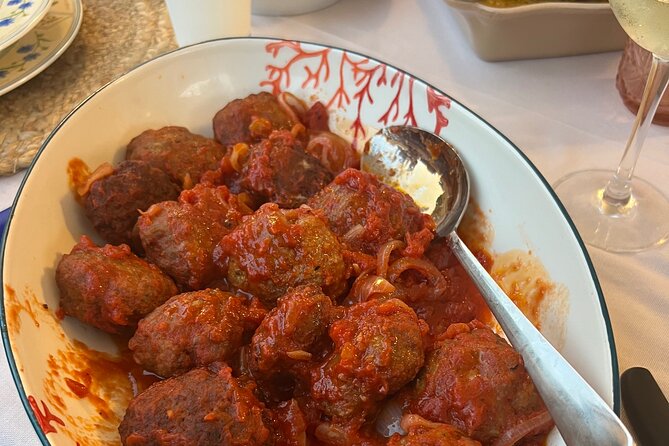 Ortigia market tour and traditional cooking lesson - Should you book it?