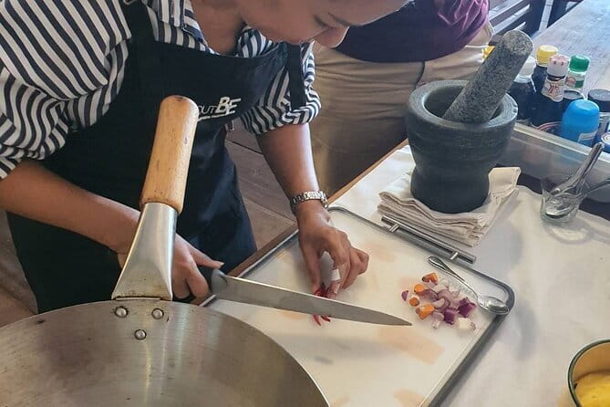 Phuketian Cooking Class With Market Tour - Kaset Market: Your Ingredient Lesson Starts Here
