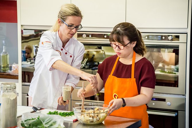 Prague Cooking Class Including Market Visit and 3-Course Lunch - Key highlights to look for