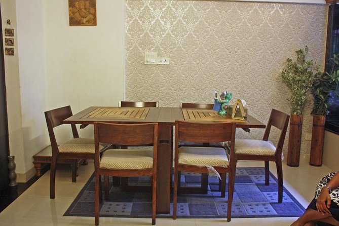 Private Market Tour and Vegan Indian Cooking Demo in Andheri West Mumbai - Then it’s into the kitchen: a demo where you still get the full experience