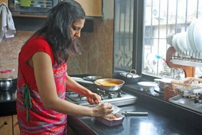 Private Market Tour and Vegetarian Cooking Class in Mumbai - The 30-minute grocery store market stop you’ll actually understand
