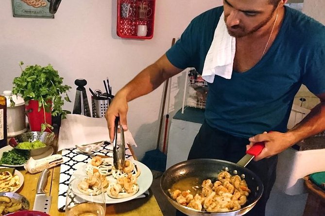 Private Market Tour & Cooking Class in Puerto Vallarta with Manu - Mercado Cinco de Diciembre: Where you learn to pick real ingredients