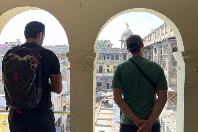 Private Old Delhi Heritage and Spice Market Tour - Gali Paranthe Wali: a short stop that makes the tour taste real