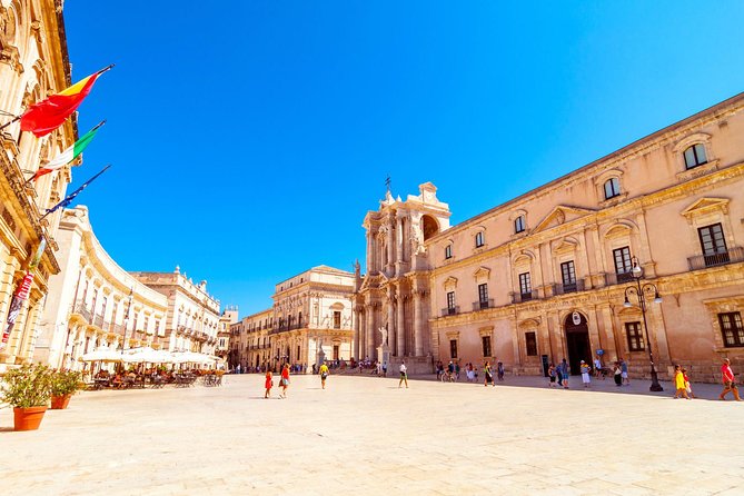 Private Syracuse Tour & light lunch in food market - Should you book the Private Syracuse Tour & Ortigia market time?