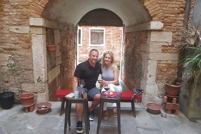 Rialto Farmers & Fish Market Food Tour in Venice with Wine Tasting & Sightseeing - Key Highlights You’ll Actually Care About