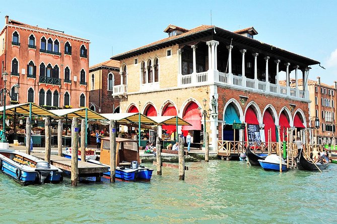 Rialto Market Food Tour: Wine Tasting and Sightseeing in Venice - What you’ll eat: seasonal Rialto Market flavors (and limits)