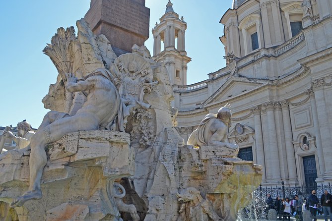 Rome: Small-Group Tasty Food Tour Around Farmers Market - The Pantheon area: two-flavor pizza and real street-food vibes