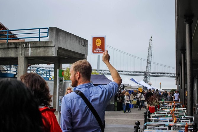 San Francisco Food Tour: Ferry Building and Ferry Plaza Farmers Market - Entering the Ferry Building food machine