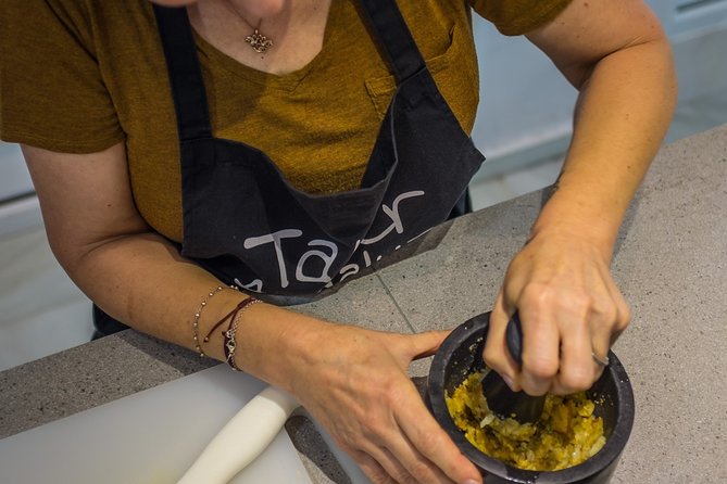 Spanish Cooking Class & Triana Market Tour in Sevilla - Key things to know before you cook in Triana