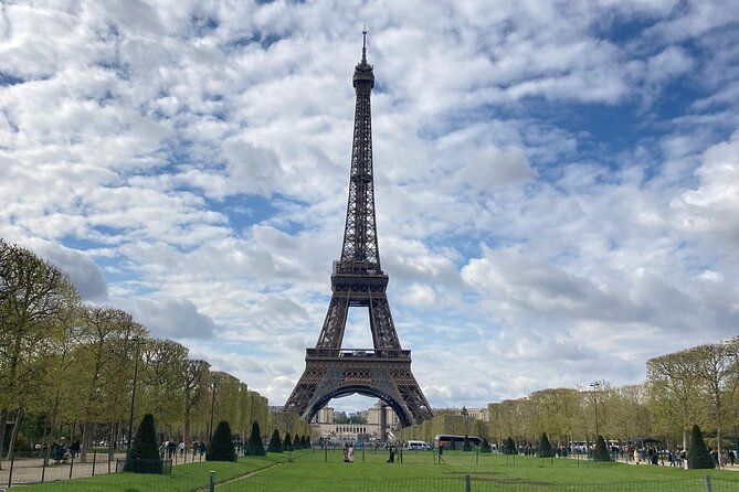 Sunday morning Eiffel Tower Food Market Tour -Max 8 people - What you actually get for the price (and where the value comes from)