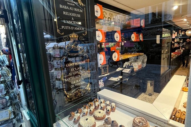 Sunday morning Eiffel Tower Food Market Tour -Max 8 people - Meeting at La Motte–Picquet Grenelle and setting up your morning