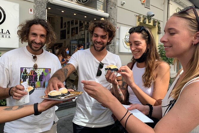 The Unfiltered Street Food & Market Tour of Naples (by Streaty) - Naples street food with a guide who walks like a local