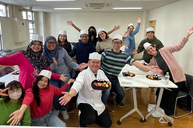 Tokyo Sushi Making Class in Tsukiji with Professional Chef - Nigiri practice: making 5 pieces that teach you the core technique