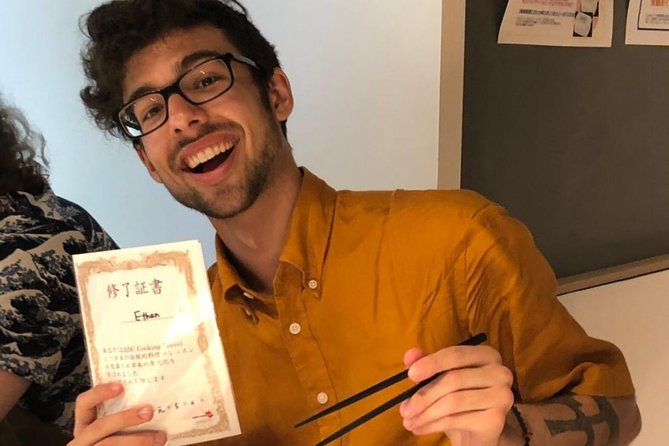 Tokyo Tsukiji Fish Market Tour and Sushi Making Lesson - Who should book this Tsukiji + sushi making combo (and who should skip it)