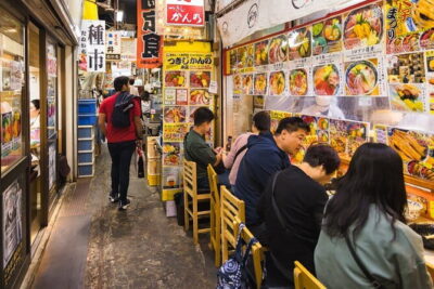 Tokyo Tsukiji Market Small Group Tasting Tour - Meeting at Tsukiji Station and getting your bearings fast