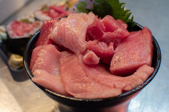 Tsukiji Fish Market Food Tour: Seafood, Street Food & Hidden Gems - Small Group Size: why six people changes the whole pace