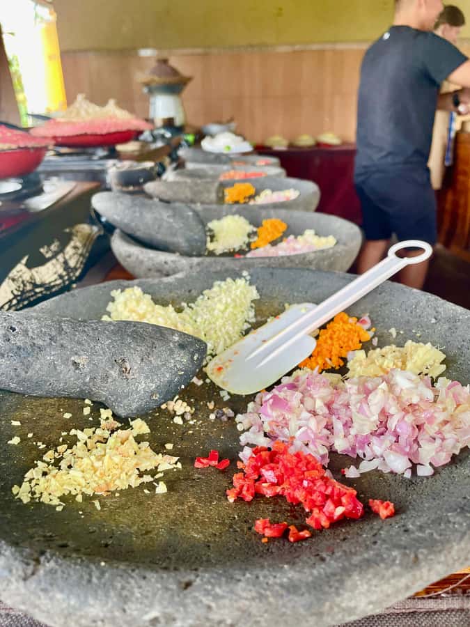 Ubud: Cooking Class with Market Visit and Hotel Pickup - Ubud traditional morning market: what you’ll learn as you shop