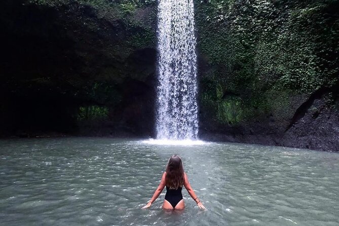 Ubud Day Tour : Waterfall, Temple and Local Night Market Tour - Gianyar Street Night Market: eat your way through Bali street food