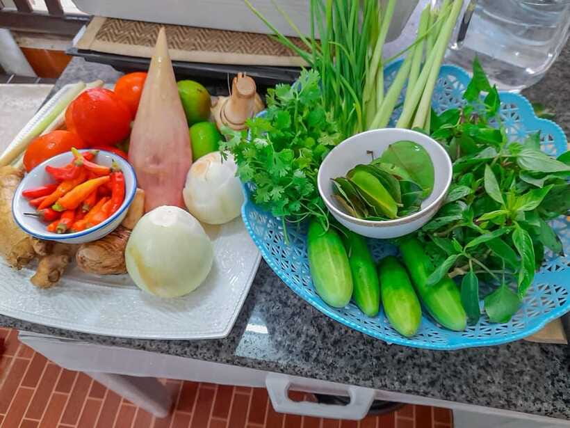 Vientiane Private Lao Cooking Class with Market Tour - Food Tasting and Lao Beverages: Eat What You Made