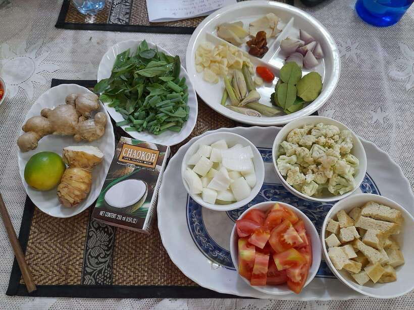 Vientiane Private Lao Cooking Class with Market Tour - Small Group Comfort: Why Max 4 Changes Everything