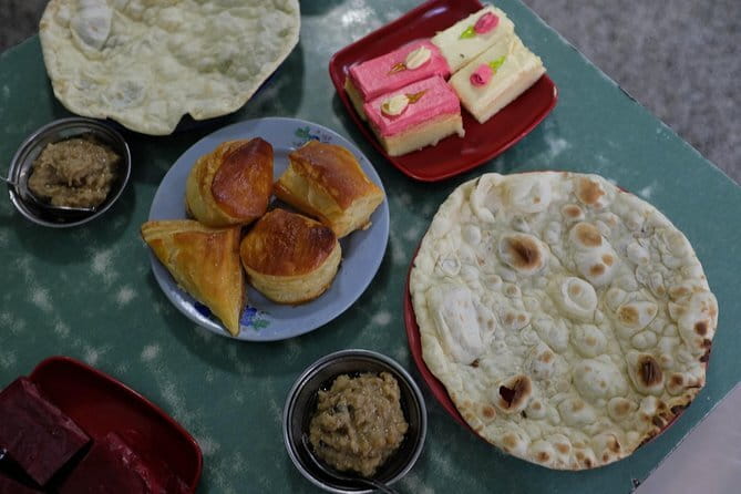Yangon Breakfast and Market Tour - The must try dishes! - Meet-Up, Timing, and What the Price Includes