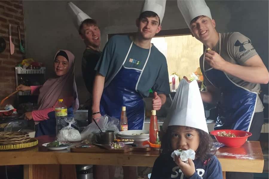 Yogyakarta: 3-hour Cooking Class with Market Tour - Price and Value in Yogyakarta: Why $35 Often Feels Like a Deal