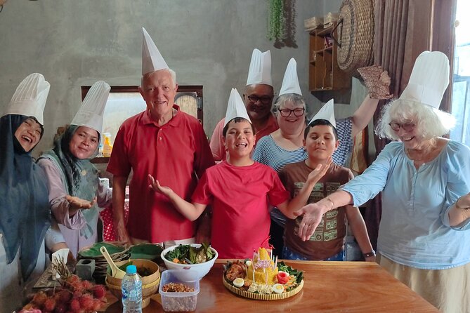 Yogyakarta Cooking Class and Market Tour - Should You Book This Yogyakarta Cooking Class?