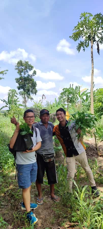 Yogyakarta: Cooking Class with Market Visit and Hotel Pickup - Inside the Cooking Class: 1 Starter, 4 Mains, and Dessert