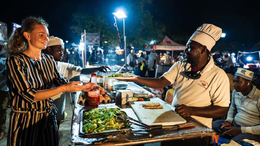 Zanzibar:Stone town Street food market walking tour,transfer - Stone Town walking: getting your bearings in the old lanes