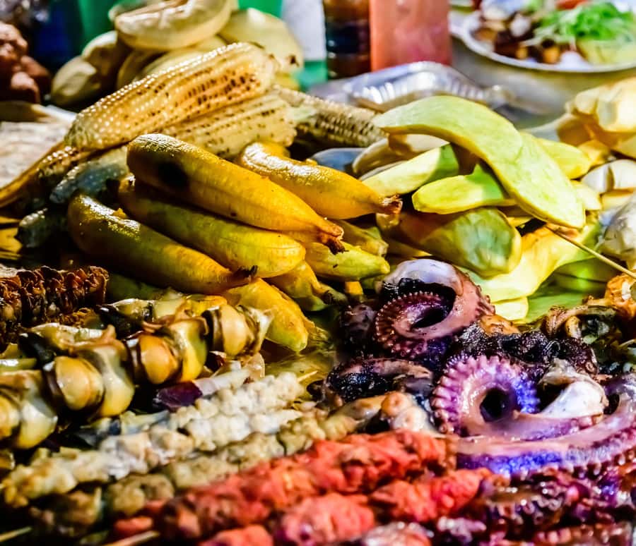 Zanzibar:Stone town Street food market walking tour,transfer - Old Fort and the somber stop with your entry ticket