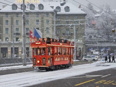 Zurich Christmas Market Tour - Route overview: from Museumstrasse 2 to Bellevueplatz
