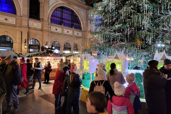 Zurich Christmas Market Tour - Stop 5: Grossmünster market with a fondue chalet