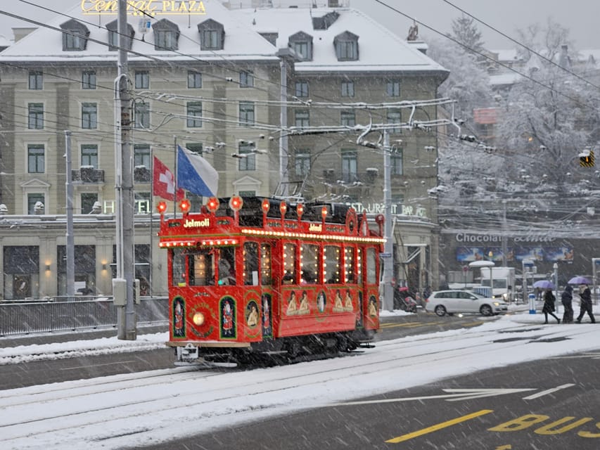 Zurich Christmas Market Tour - Start at the Landesmuseum: Winter Light, Easy Meeting Point